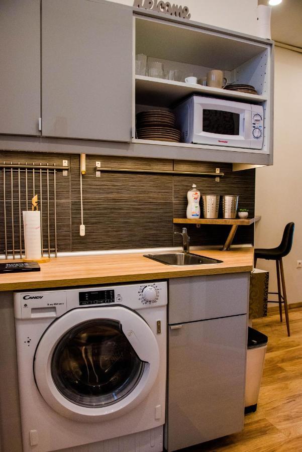 Molnar Apartment Cozy City Center Retreat For 2 Ac & Perfect Location! Boedapest Buitenkant foto